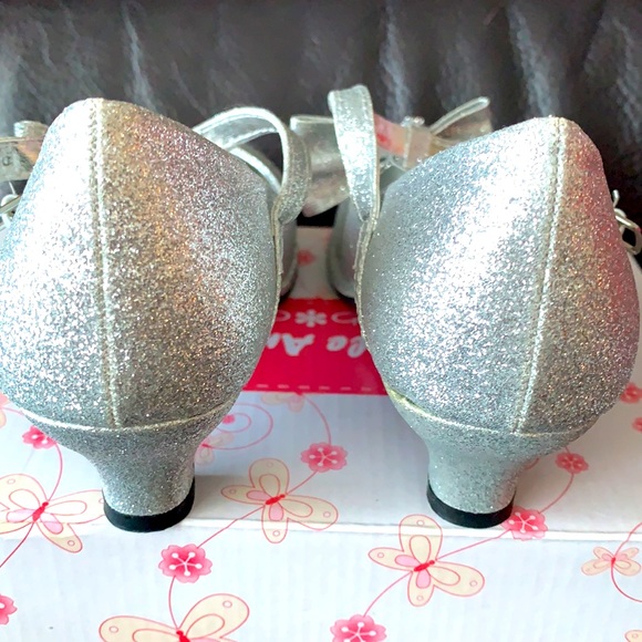 BNIB Silver Princess High Heels Shoes - Picture 5 of 6